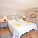 펜션 Cozy In St Quentin La Poterie 생-쿠앵탕-라-포테리