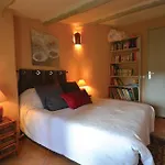 Cozy In St Quentin La Poterie