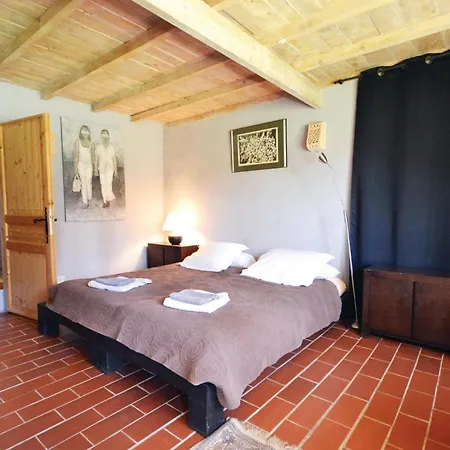Ferienhaus Cozy In St Quentin La Poterie