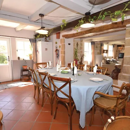 Cozy In St Quentin La Poterie 別荘 サン・カンタン・ラ・ポテュリ