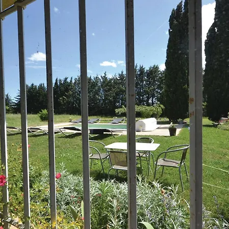 Cozy In St Quentin La Poterie