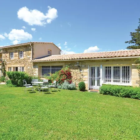 Cozy In St Quentin La Poterie *