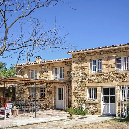 Cozy In St Quentin La Poterie 생-쿠앵탕-라-포테리